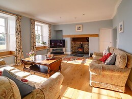 Porthcothan House