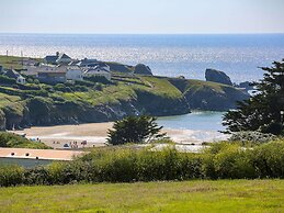 Porthcothan House
