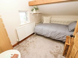 Steam View Cottage
