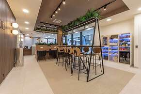 Student Only Plaza Castilla