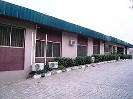 Hillview Hotel