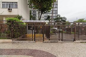 5min da Praia do Leblon - AP403