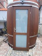 Schlafen im Weinfass