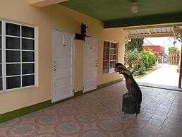 Hill Garden Boutique Resort.