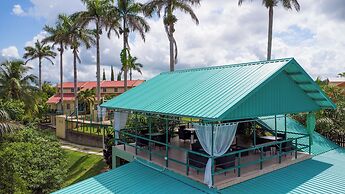 Hill Garden Boutique Resort.