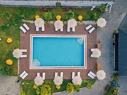 MC Sapanca Hotel
