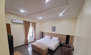 Victia Suite and Lounge