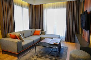 LIMONOTTO SUIT OTEL