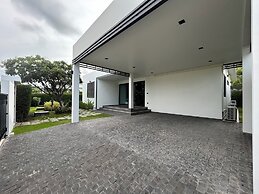Sivana HideAway Villas