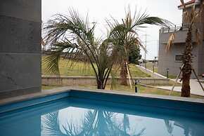 Poolstory 6 pool villa