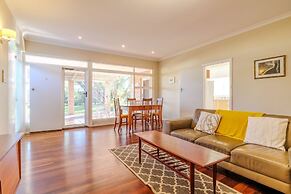 Emu Point Beach Cottages