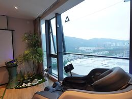 Interact China Fine Condo - Novotown