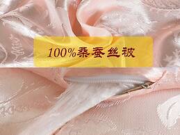 Interact China Fine Condo - Novotown