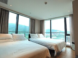 Interact China Fine Condo - Novotown