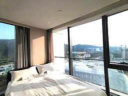 Interact China Fine Condo - Novotown