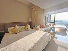 Interact China Fine Condo - Novotown