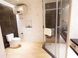 Interact China Fine Condo - Novotown