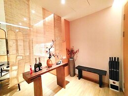Interact China Fine Condo - Novotown