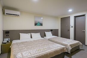 Bugok Royal Hotel