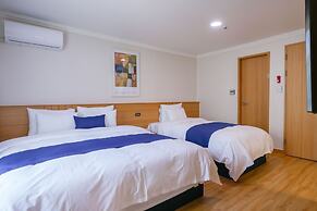 Bugok Royal Hotel