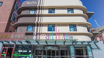 World Smart Hotel Dezhou Railway Station