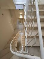 D Townhouse Boutique Suites
