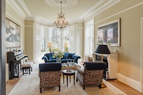 Private and Prestigious Luxury Home