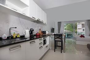 Emerald Hill Patong Apartment 420
