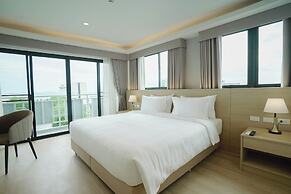 The Kite Hotel Bangsaen by Koko