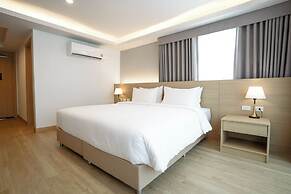 The Kite Hotel Bangsaen by Koko