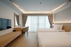 The Kite Hotel Bangsaen by Koko
