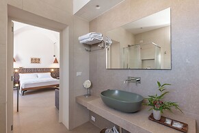 Lavilla Suite & Relax