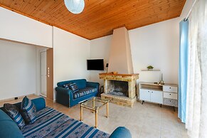 To Pournari Beachside Garden House