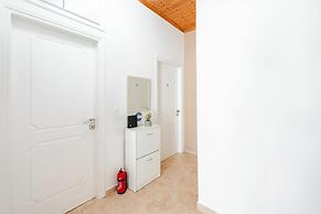 To Pournari Beachside Garden House
