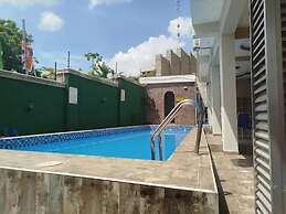 Camas Hotels