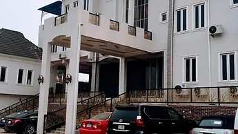 Camas Hotels