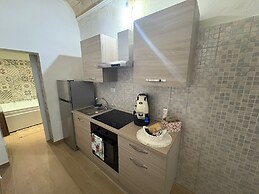B&B Acclavio