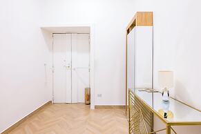 Essentia Home