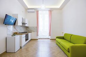 Essentia Home