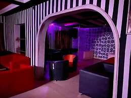 Dikord Hotels