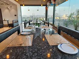 Hotel Maple Residence