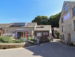 1 Mill Green Court