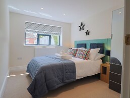 1 Mill Green Court