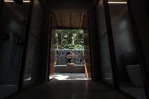 Inigtan Lio Villas
