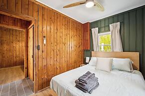Barefoot Beach Resort