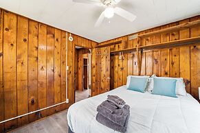 Barefoot Beach Resort