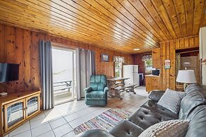 Barefoot Beach Resort
