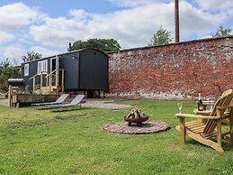The Garden Hut