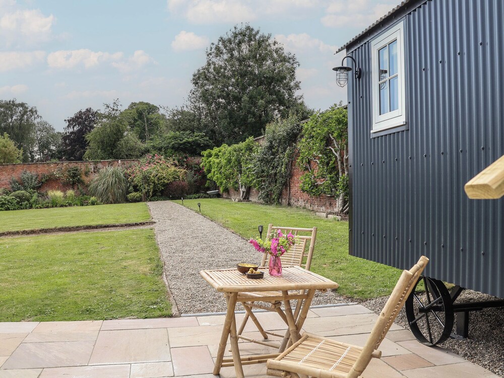 The Garden Hut