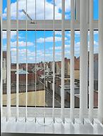 Granada Apartments Queens Mansions